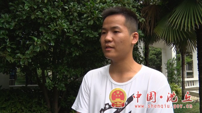 【2021-9-1】我县举行2021年“助力乡村振兴 点亮学子希望”慈善助学善款发放仪式 (2).jpg