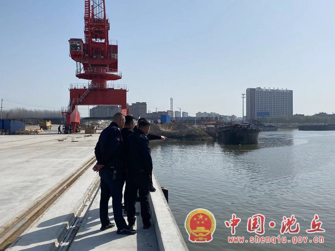 县水利局开展县域河道日常执法巡查2.jpg