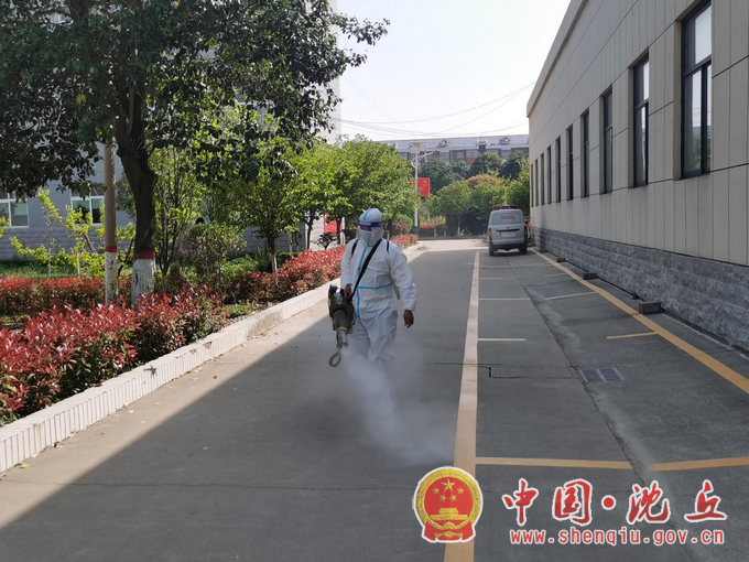 【2022-4-5】抗击疫情显担当 义务消毒助力疫情防控 (1).png