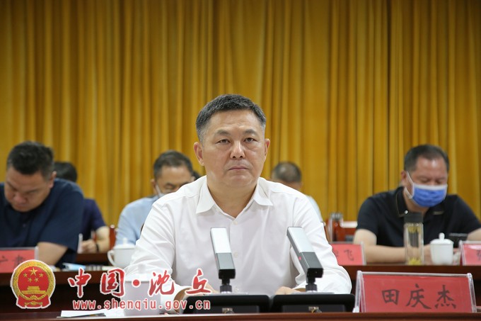 【2022-10-3】全县巩固拓展脱贫攻坚成果同乡村振兴有效衔接工作推进会议召开 (3).jpg