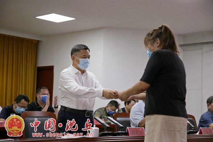 【2022-10-3】全县巩固拓展脱贫攻坚成果同乡村振兴有效衔接工作推进会议召开 (2).jpg