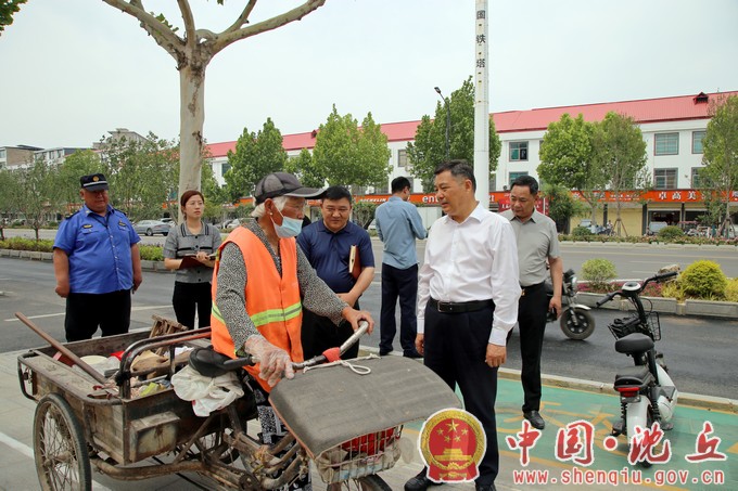 【2023-5-17】田庆杰徒步督导检查城市精细化管理工作时强调 常态长效推进“路长制” 齐心协力实现“路长治”（3）.jpg