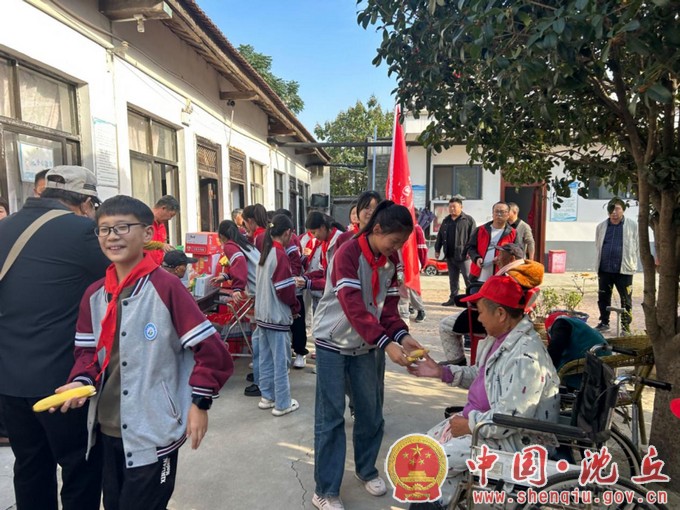【2023-10-23】槐店镇东关社区：九九重阳节 浓浓敬老情（2）.jpg