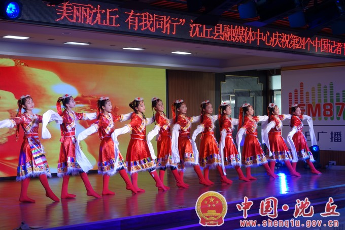 【2023-11-8】县融媒体中心举办庆祝第二十四个中国记者节联欢晚会（3）.jpg
