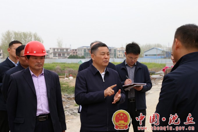 【2024-4-8】田庆杰在调研城区在建学校项目时强调 树立节点意识 质量意识 安全意识 打造美丽校园 满足人民群众对高质量教育迫切需求（2）.jpg