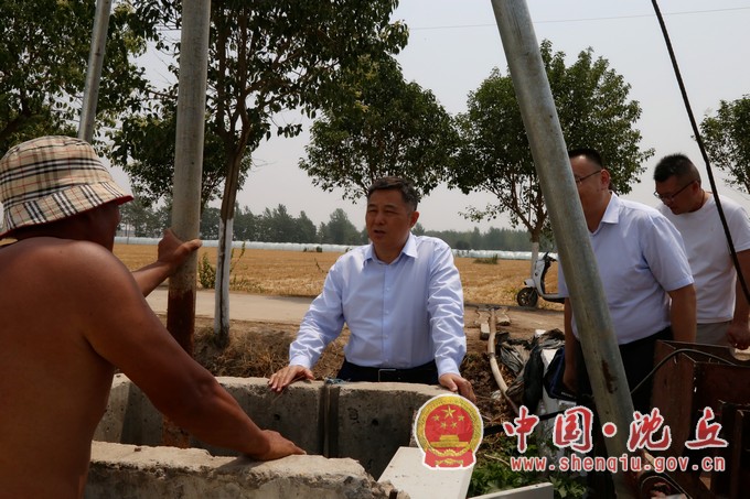 田庆杰在调研全县抗旱减灾工作中强调3.jpg
