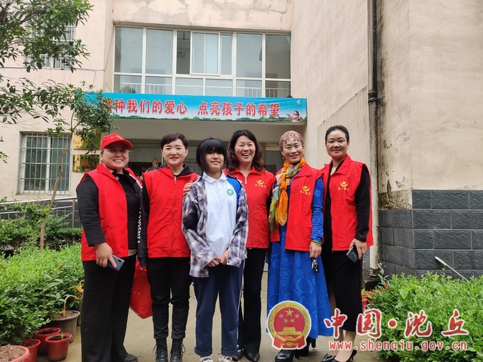 县公路事业发展中心组织开展志愿服务慰问活动2.jpg