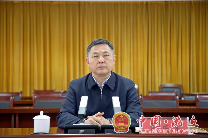 田庆杰在全县疫情防控工作调度会议上强调2.jpg