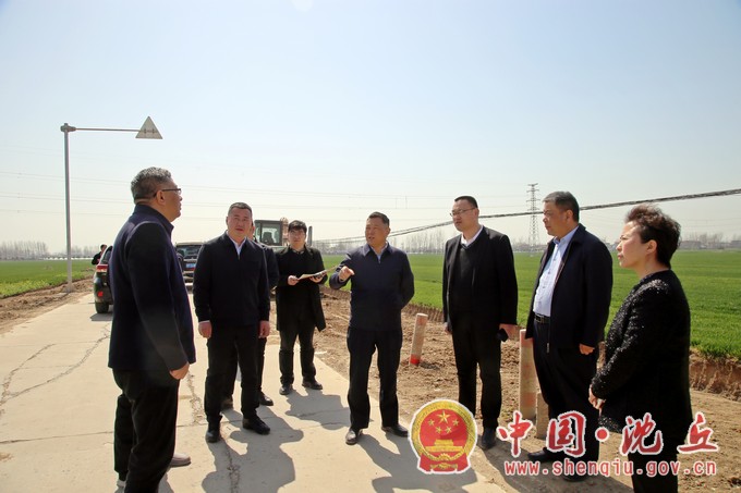 田庆杰调研高标准农田、“四好农村公路”和“三网”建设工作（1）.jpg