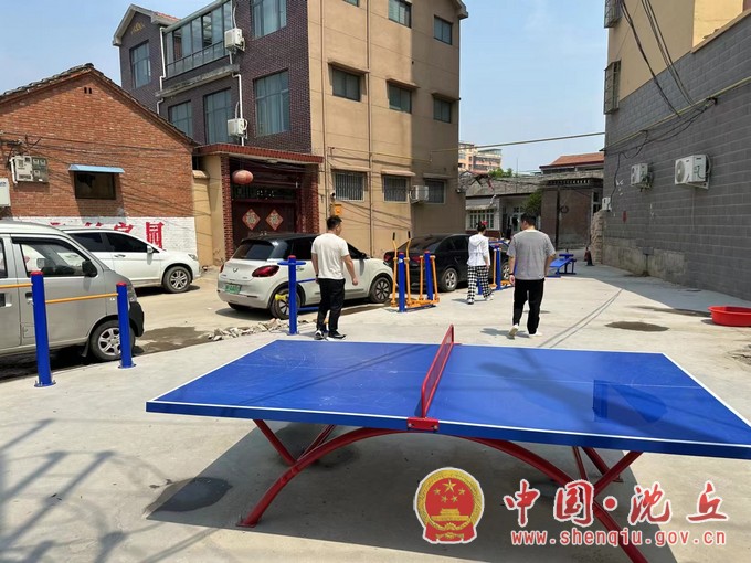 槐店镇丘溪社区：荒地变游园，社区面貌新.jpg
