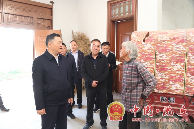 【2023-11-10】田庆杰督导检查美丽集镇建设工作暨农村人居环境工作并走访慰问贫困群众 (1).jpg