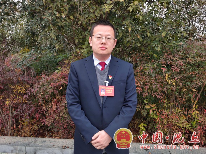 王一坤.jpg