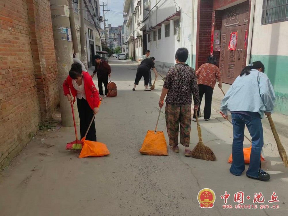 【2026-8-14】槐店回族镇:清扫办实事 环境暖民心(2).jpg 【2026-8-14】槐店回族镇:清扫办实事 环境暖民心(2).jpg